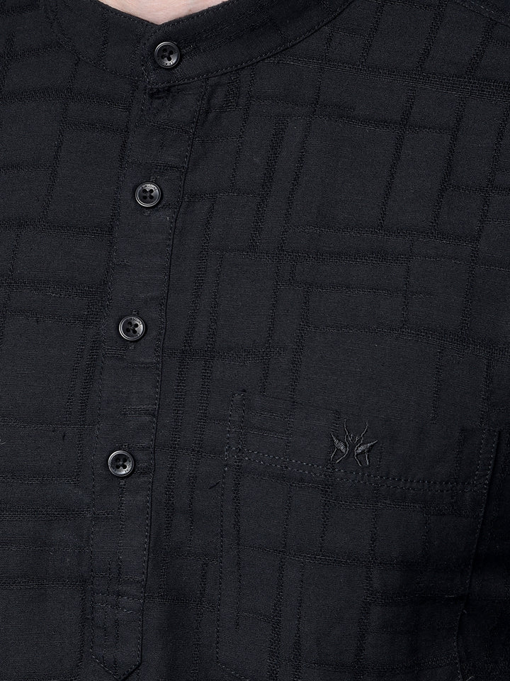 Black Jacquard Linen Kurta-Men Kurtas-Crimsoune Club