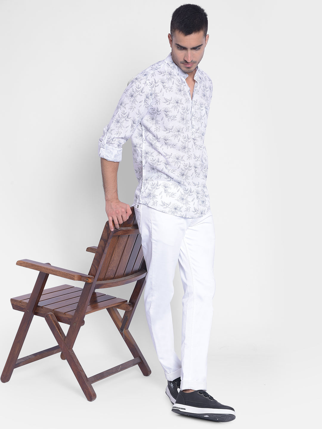 White Floral kurta-Men Jeans-Crimsoune Club