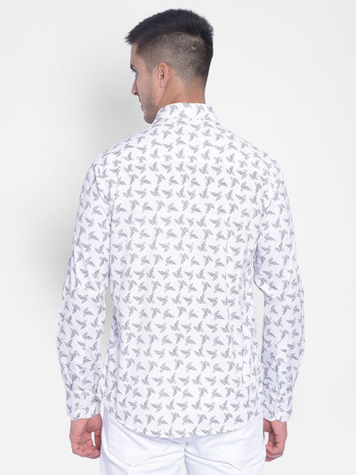 White Printed Shirt-Men Jeans-Crimsoune Club