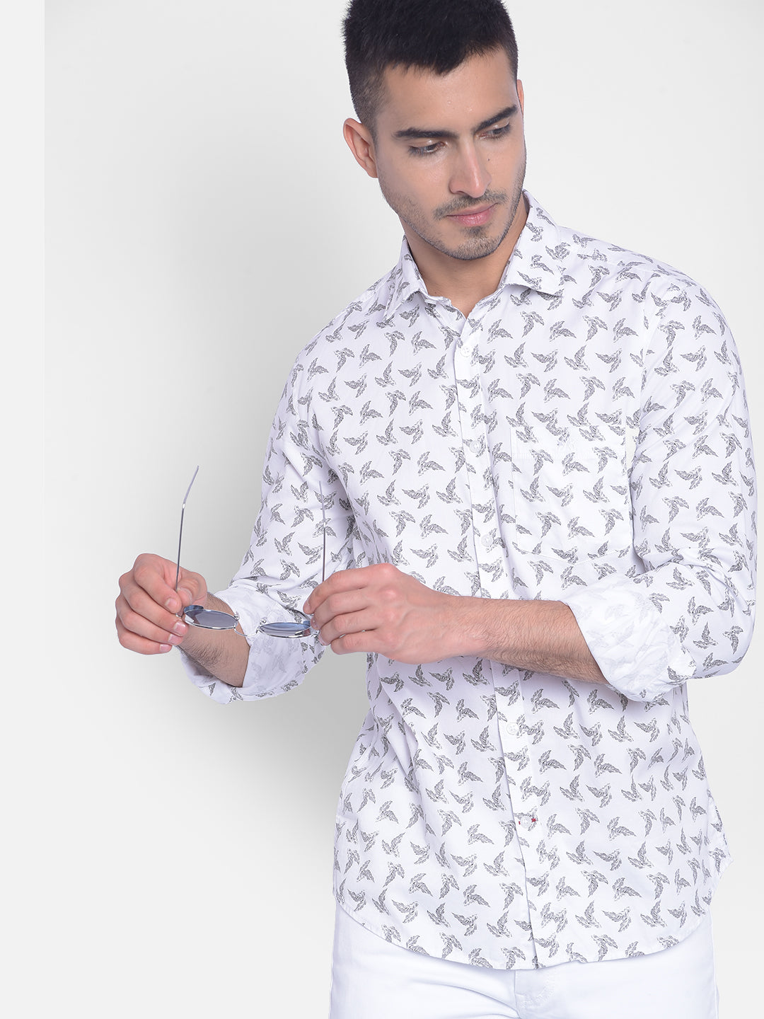 White Printed Shirt-Men Jeans-Crimsoune Club