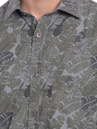 Olive Printed Shirt-Men Jeans-Crimsoune Club