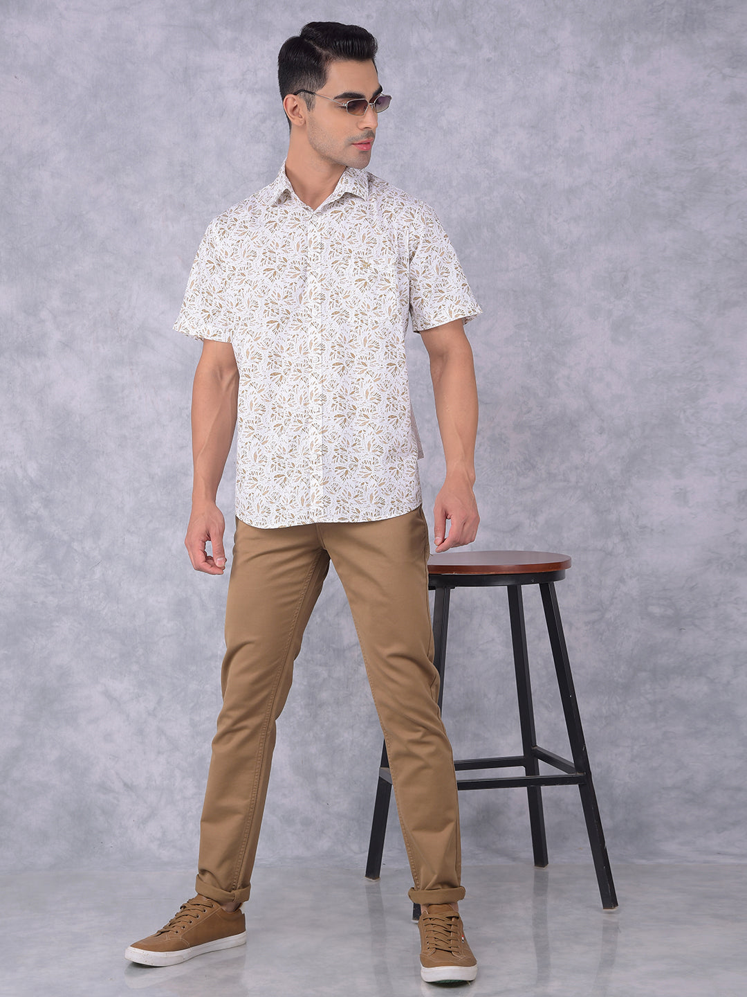 Khaki Stretchable Cotton Jeans-Men Jeans-Crimsoune Club
