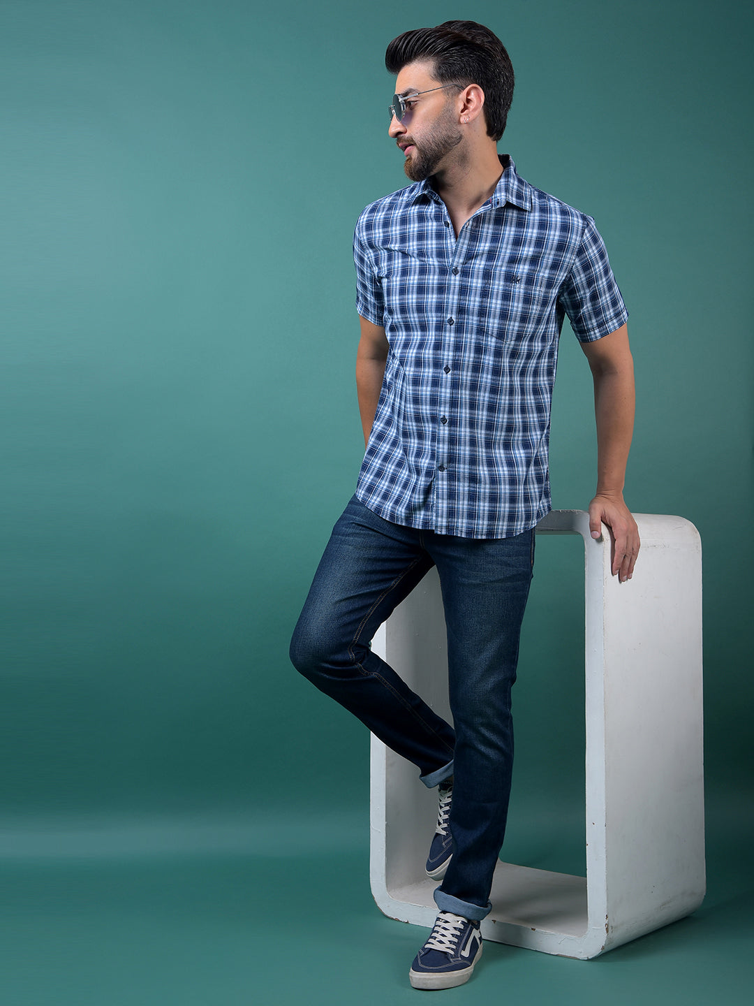 Versatile Blue Denim Jeans-Men Jeans-Crimsoune Club