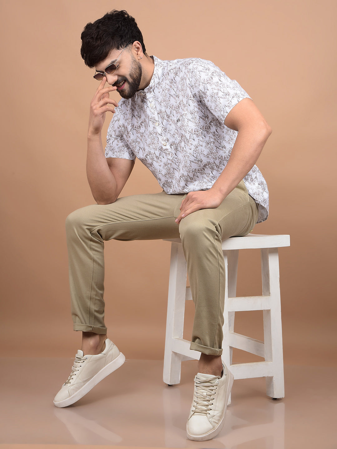 White Floral Print Linen Kurta-Men Kurtas-Crimsoune Club