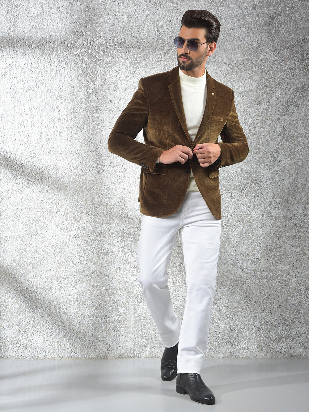 Brown Single-Breasted Velvet Blazer-Men Blazers-Crimsoune Club