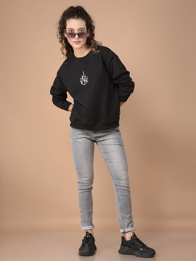 Black Graphic Print Sweatshirt-Women Sweatshirts-Crimsoune Club
