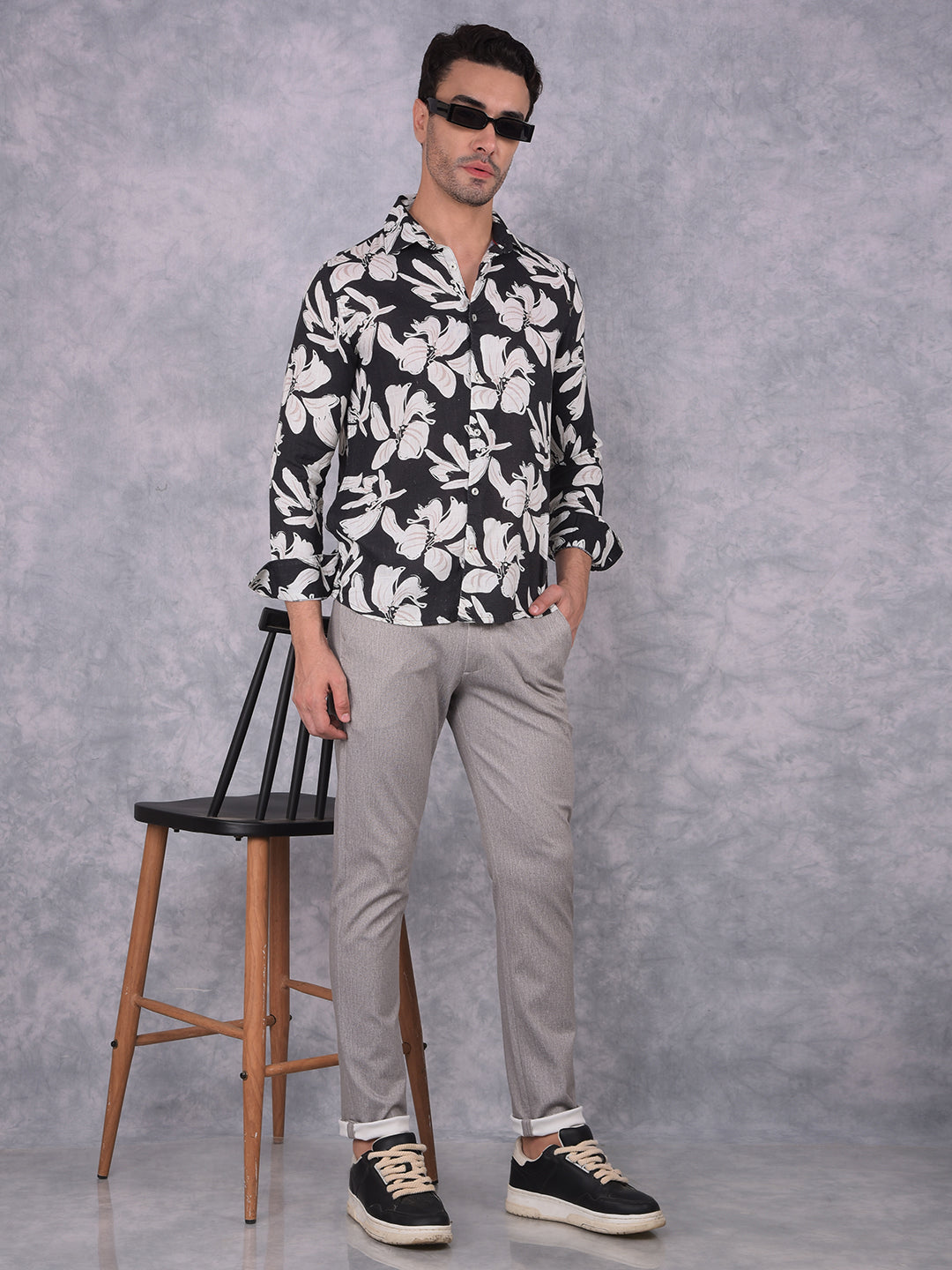 Grey Textured Print Trousers-Men Trousers-Crimsoune Club