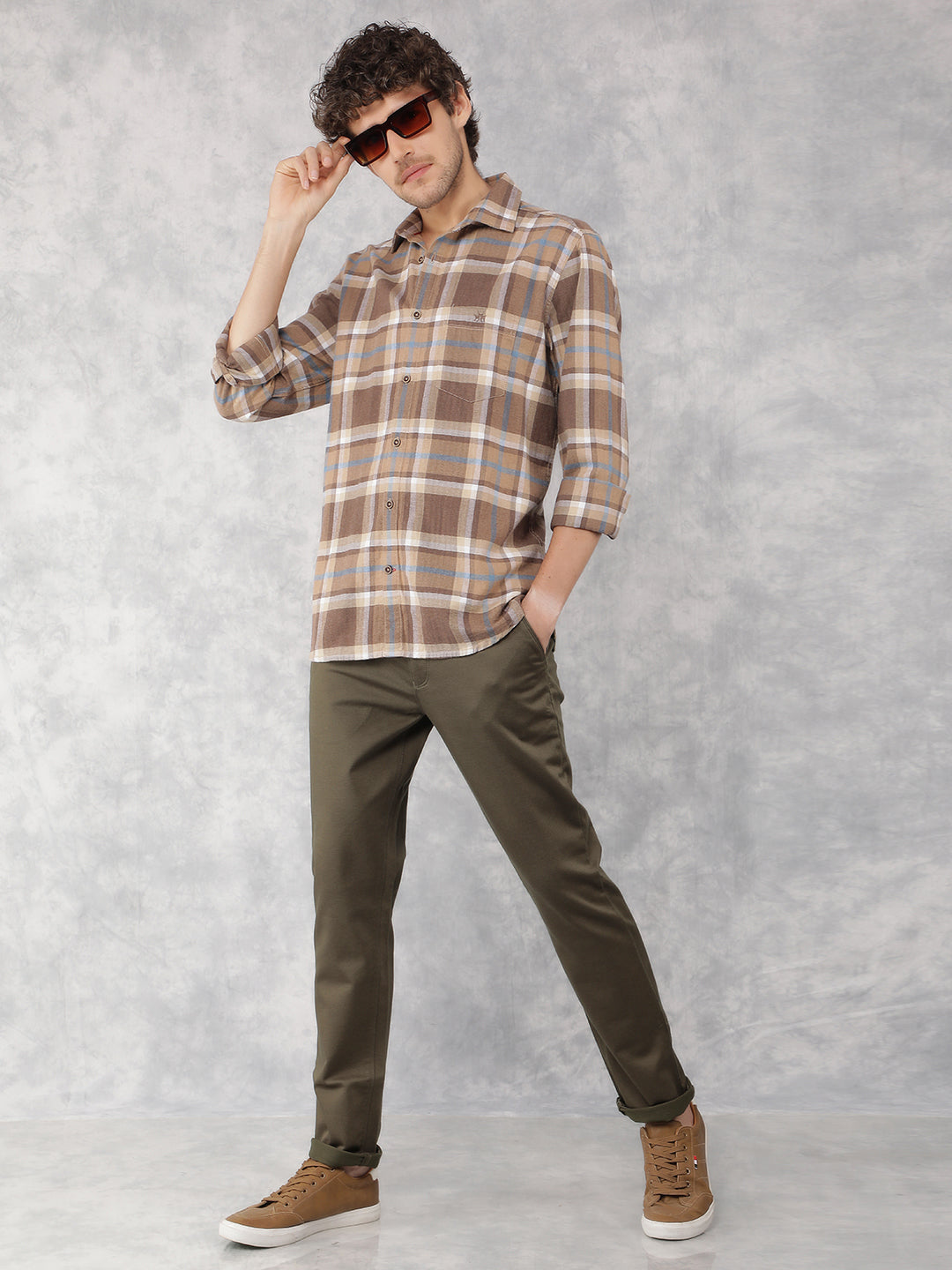 Olive Chinos Trousers-Men Trousers-Crimsoune Club