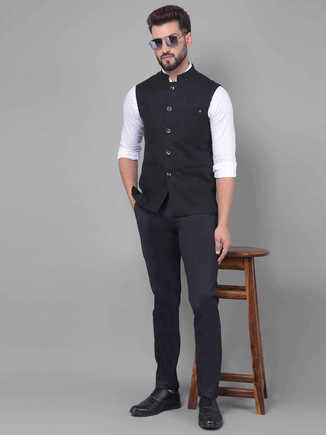 Black Waistcoat-Men Waistcoats-Crimsoune Club