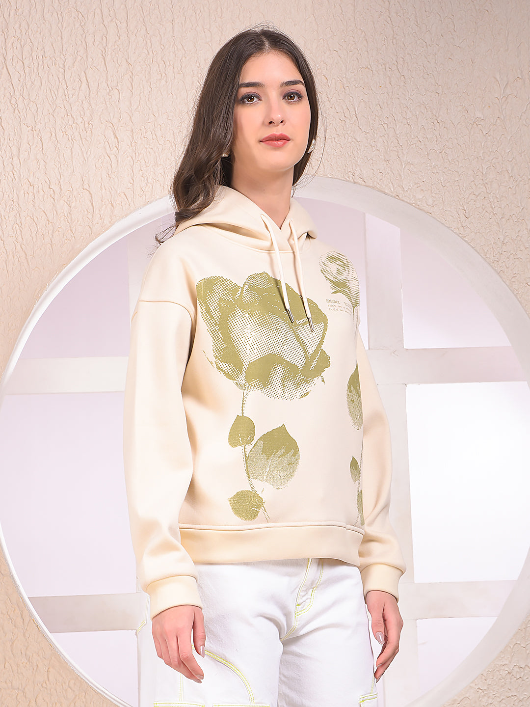 Green Graphic Print Hooded Neck Sweatshirt