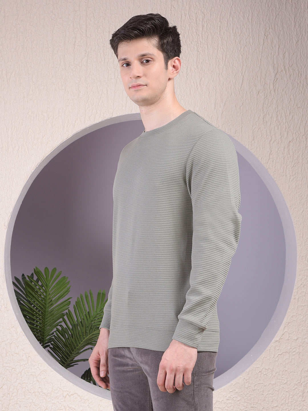 Lightweight Textured Knit Green Sweatshirt