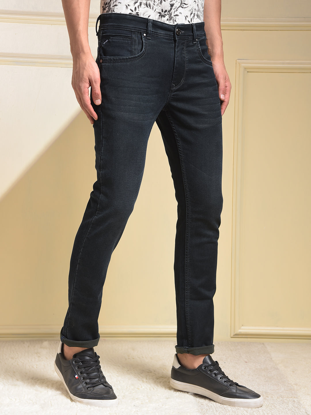Mid-Wash Skinny Fit Black Jeans