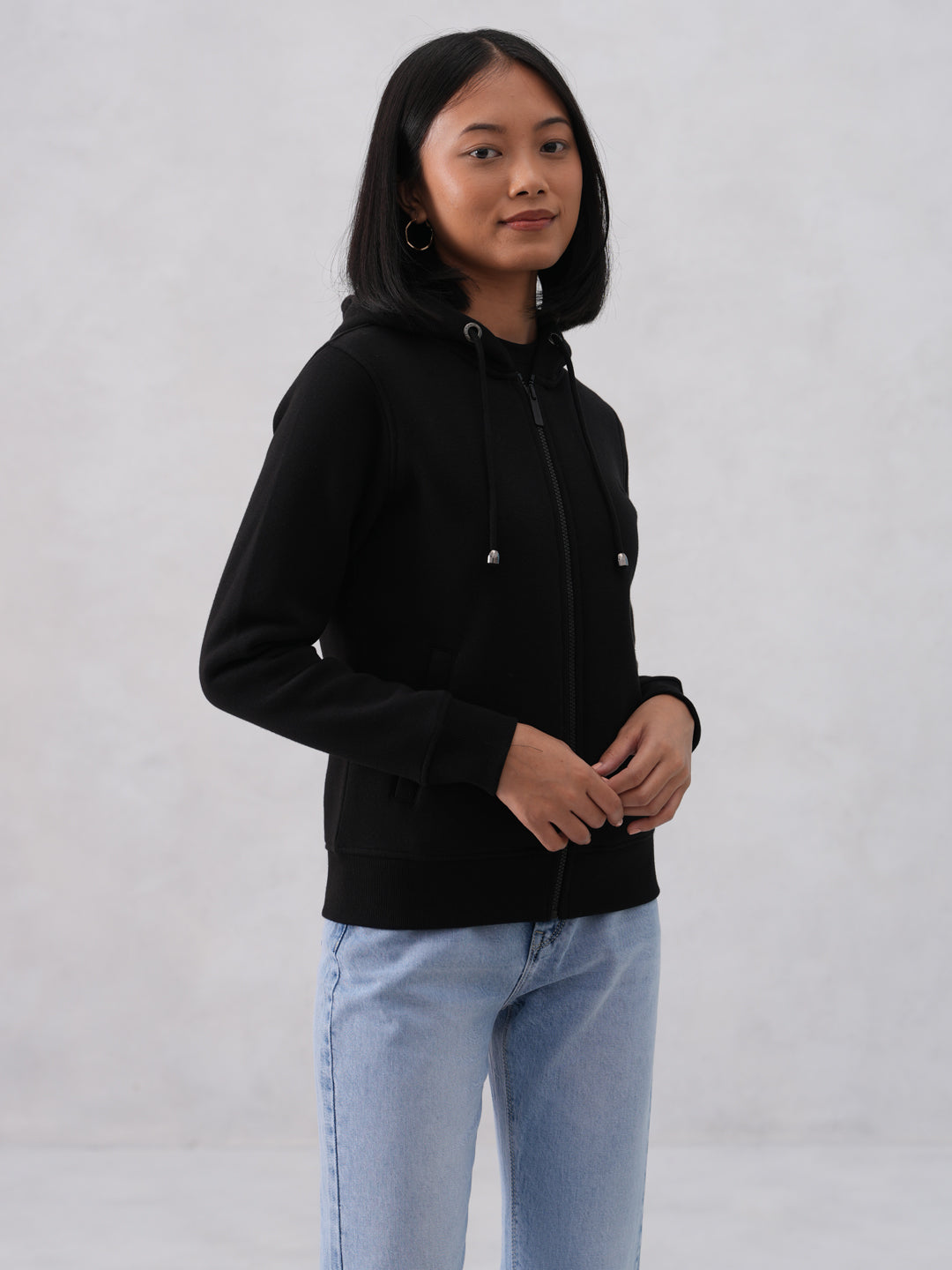 Black Hooded Neck Sweatshirt