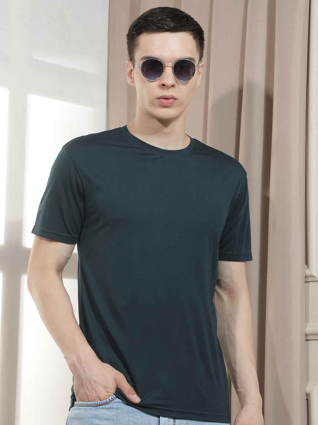 Deep Ocean Blue Basic T-Shirt