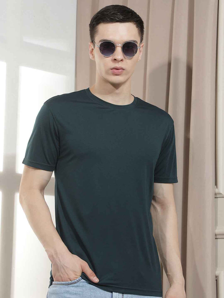 Deep Ocean Blue Basic T-Shirt