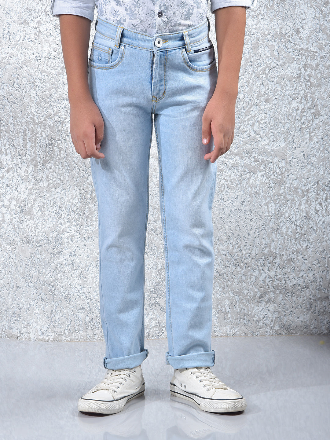 Casual Light Blue Light Wash Jeans