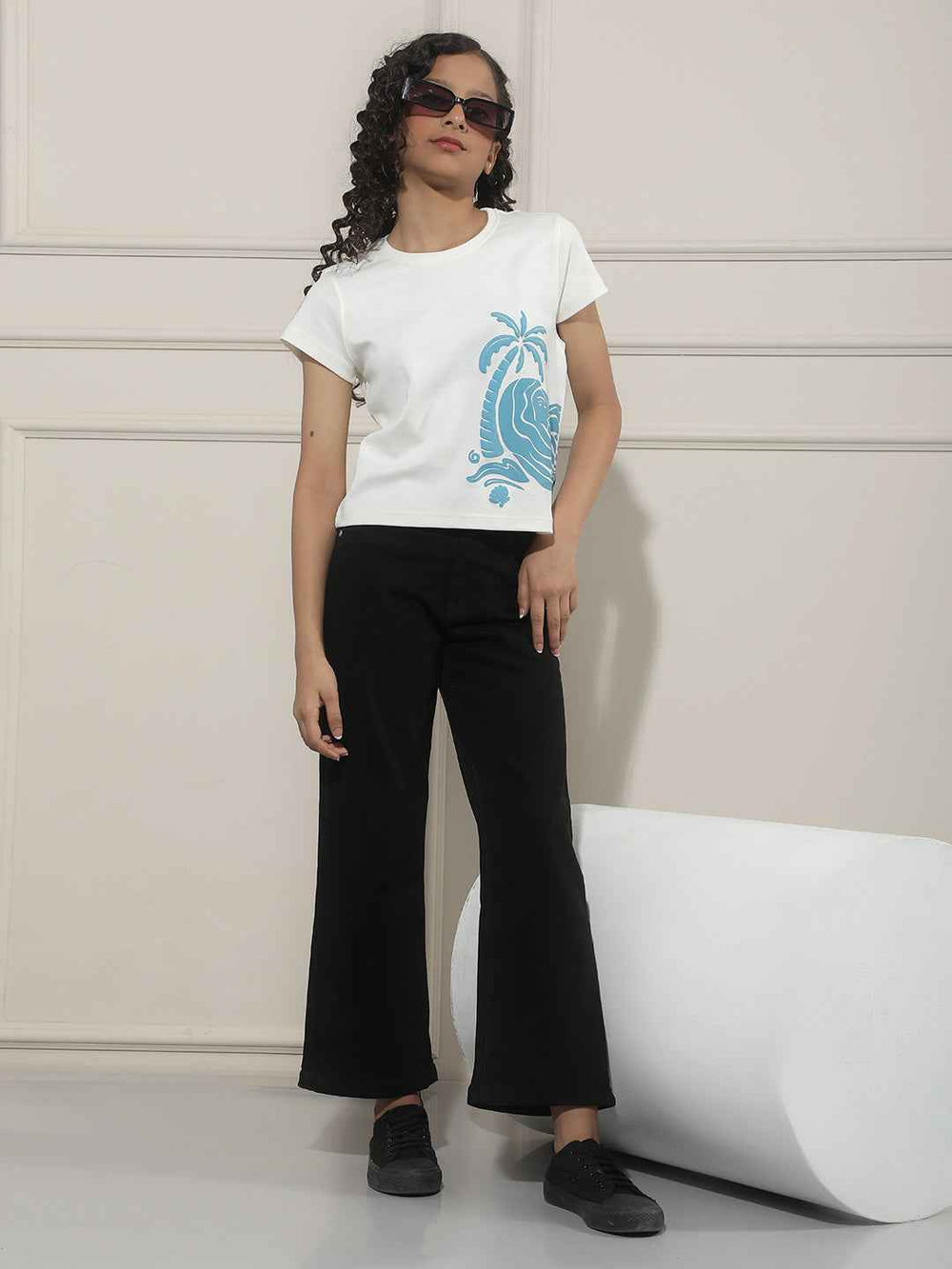 Chic Black Wide Leg Jeans