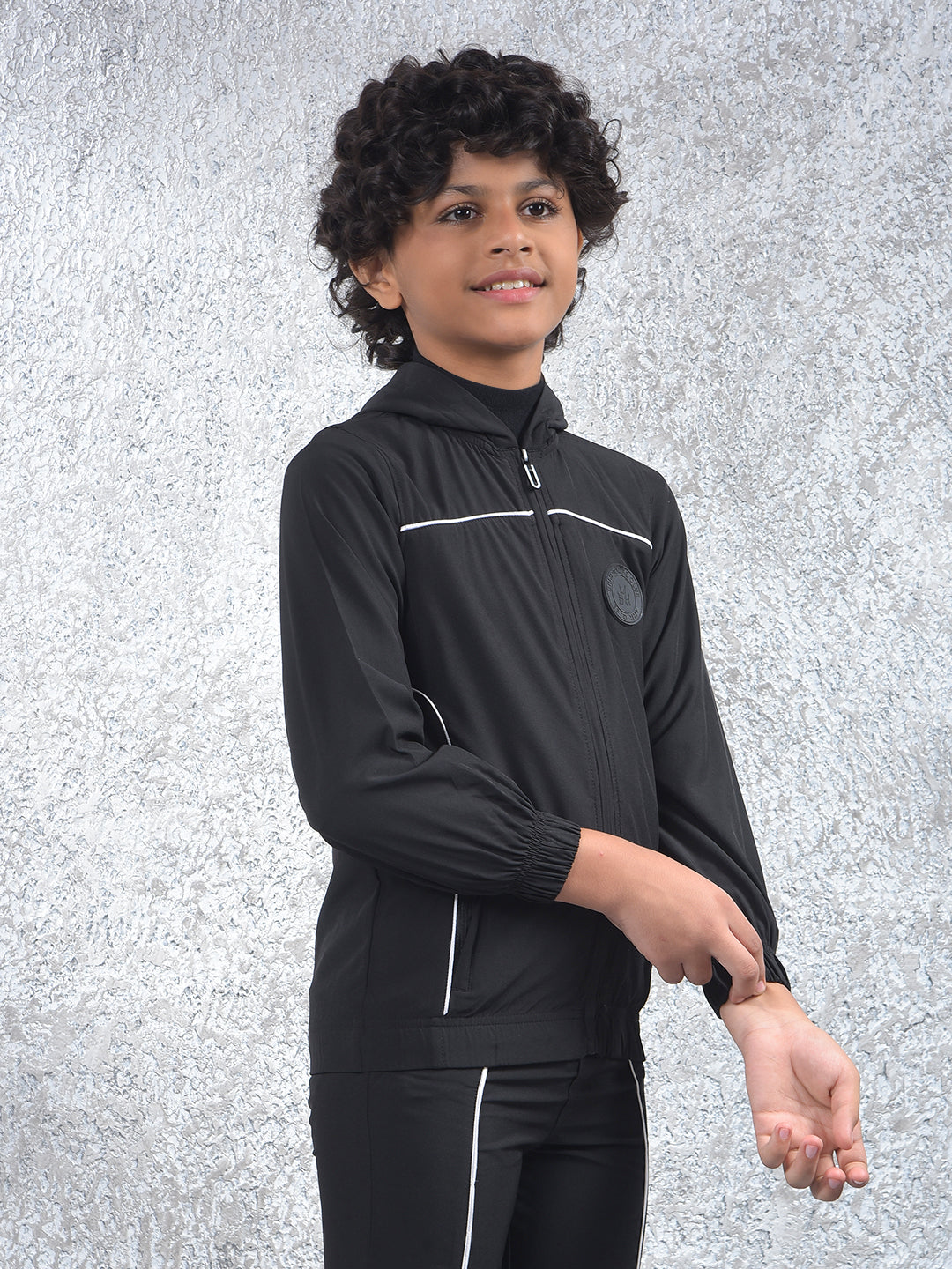 Black Hooded Neck Sweatshirt