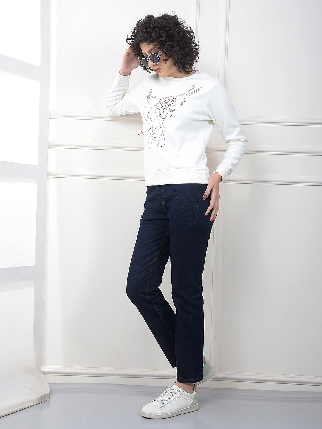 White Graphic Print Sweatshirt