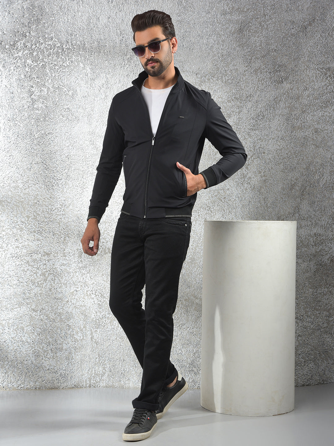 Trend-Forward Black Puffer Jacket