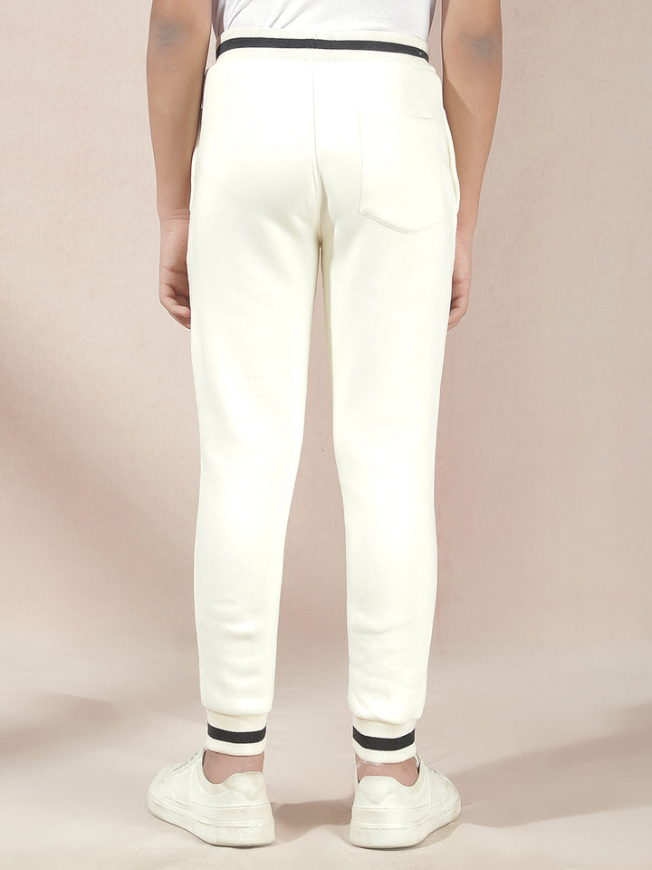 Cream Joggers with Relaxed Urban Comfort