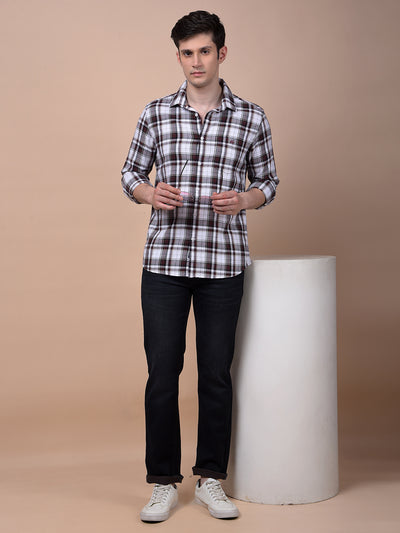 Sleek Silhouette Black Straight Jeans