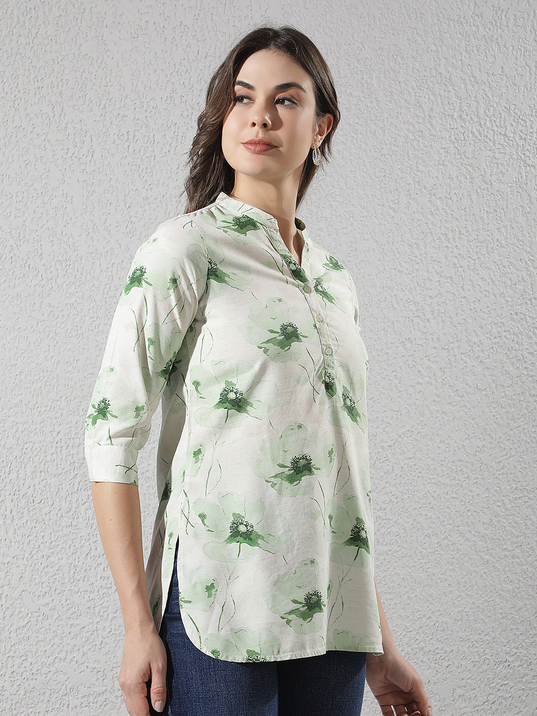Linen Green Floral Printed V-Neck Top