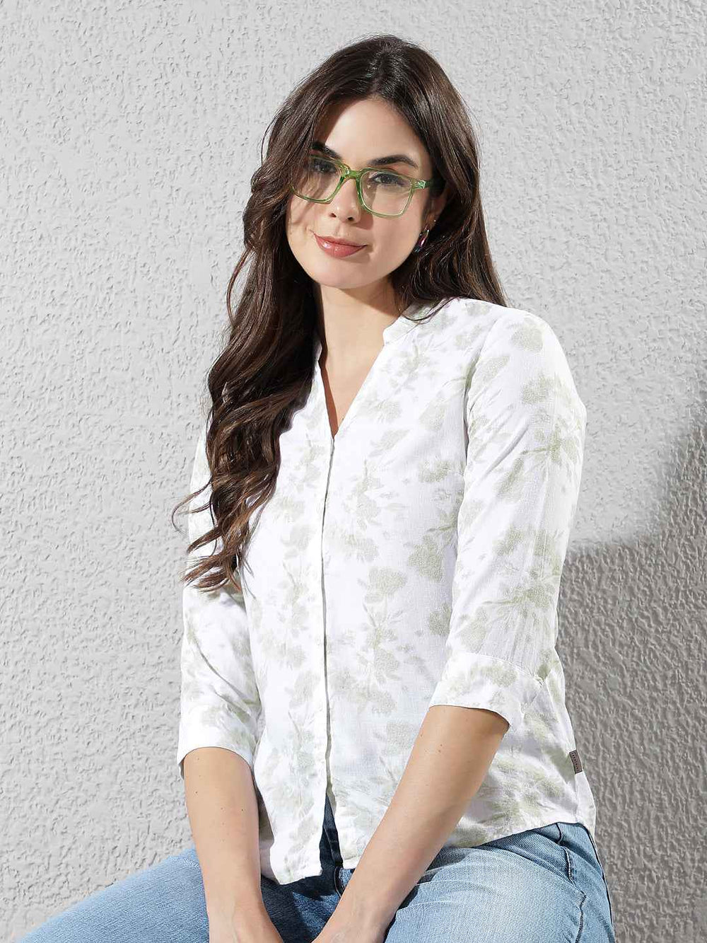 Green Floral Print V-Neck Linen Shirt
