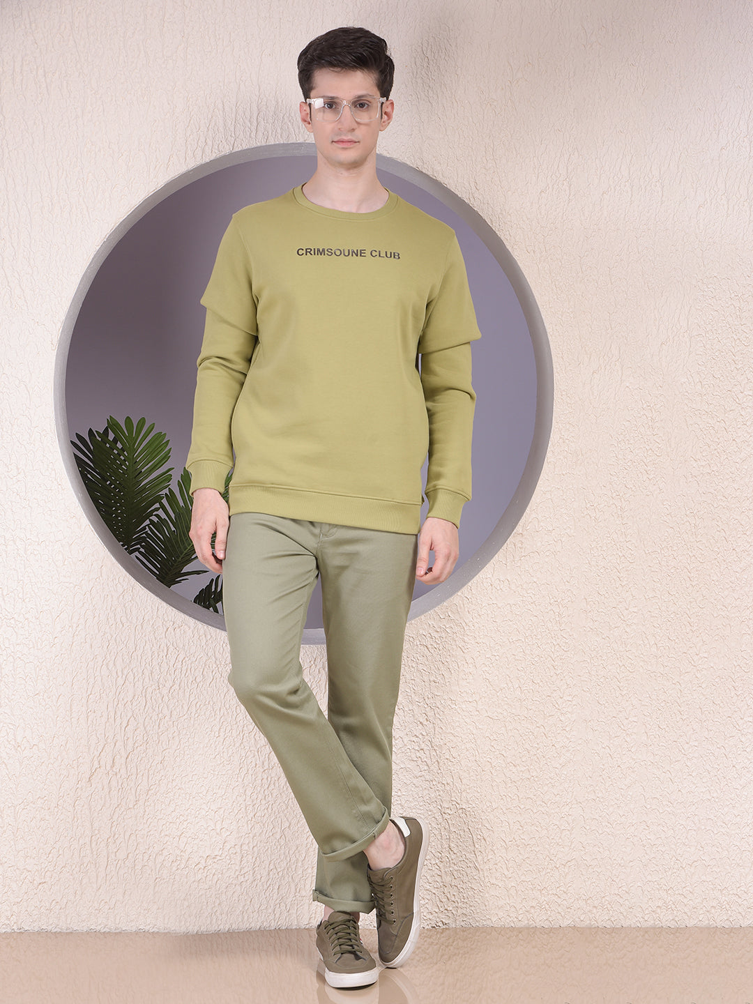Urban Style Olive Sweatshirt with Brand Logo