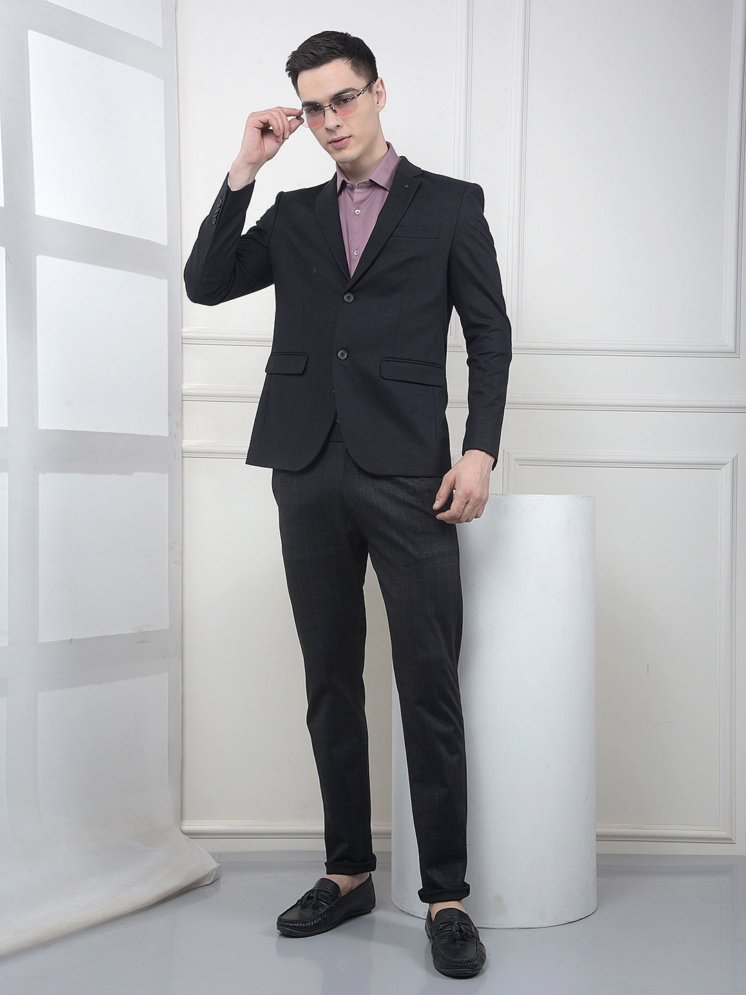 Black Notched Lapel Single-Breasted Blazer