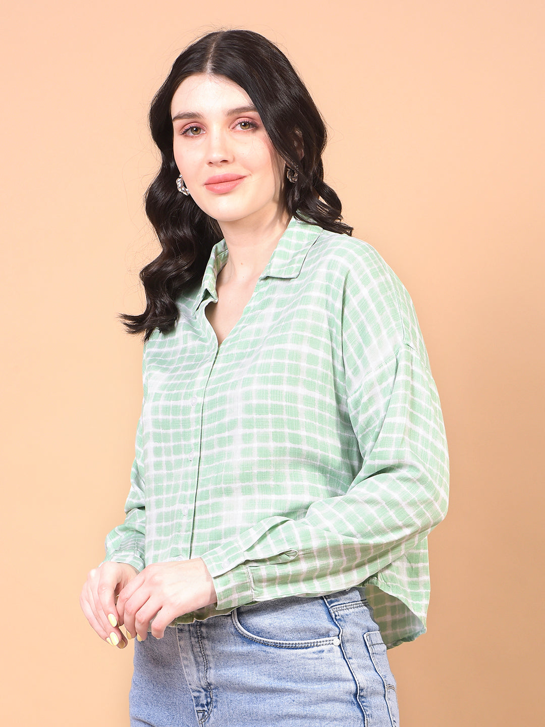 Women's Green Printed V-Neck Cropped Shirt-Women Shirts-Crimsoune Club