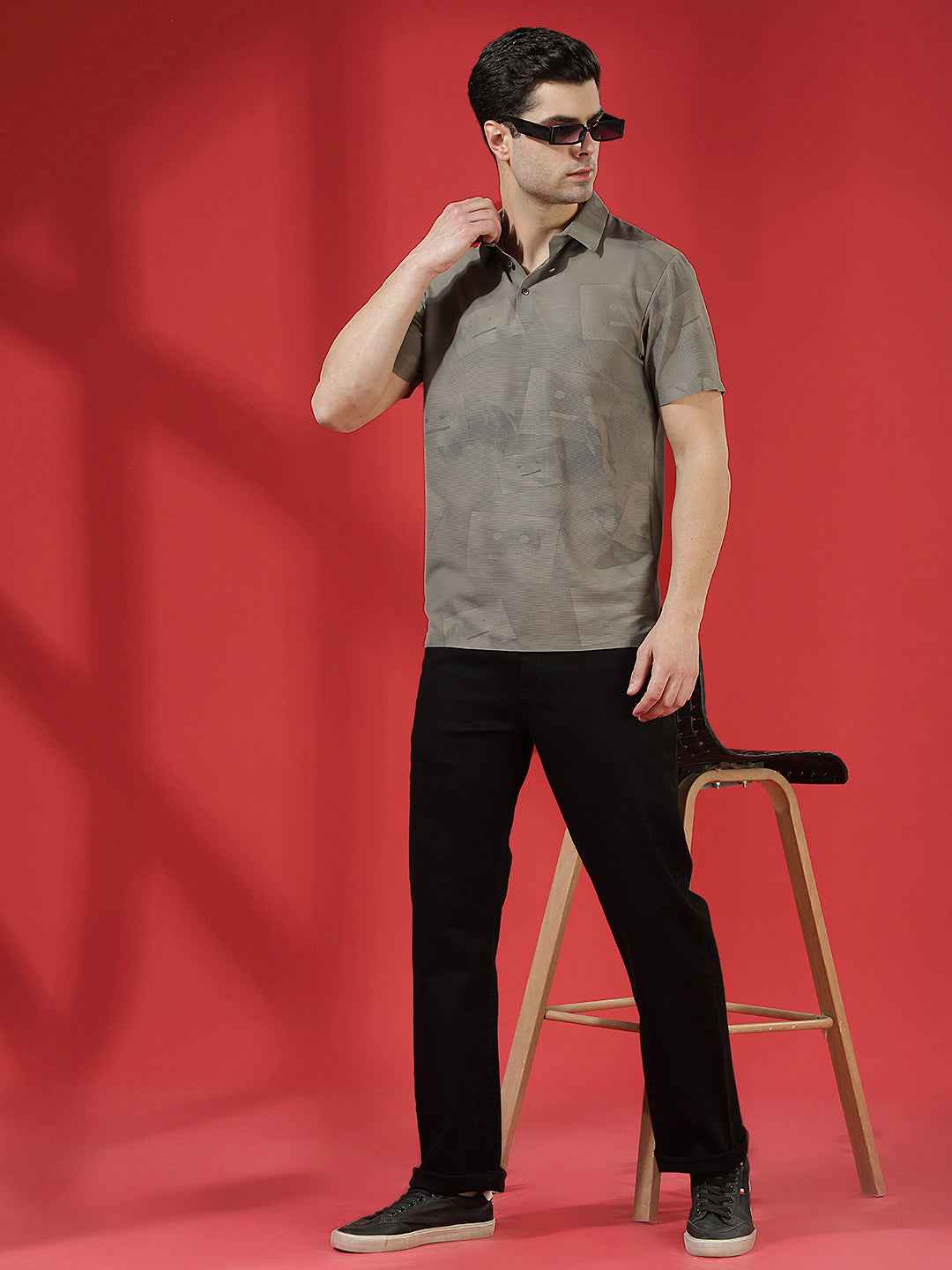 Brown Graphic Print Polo T-Shirt