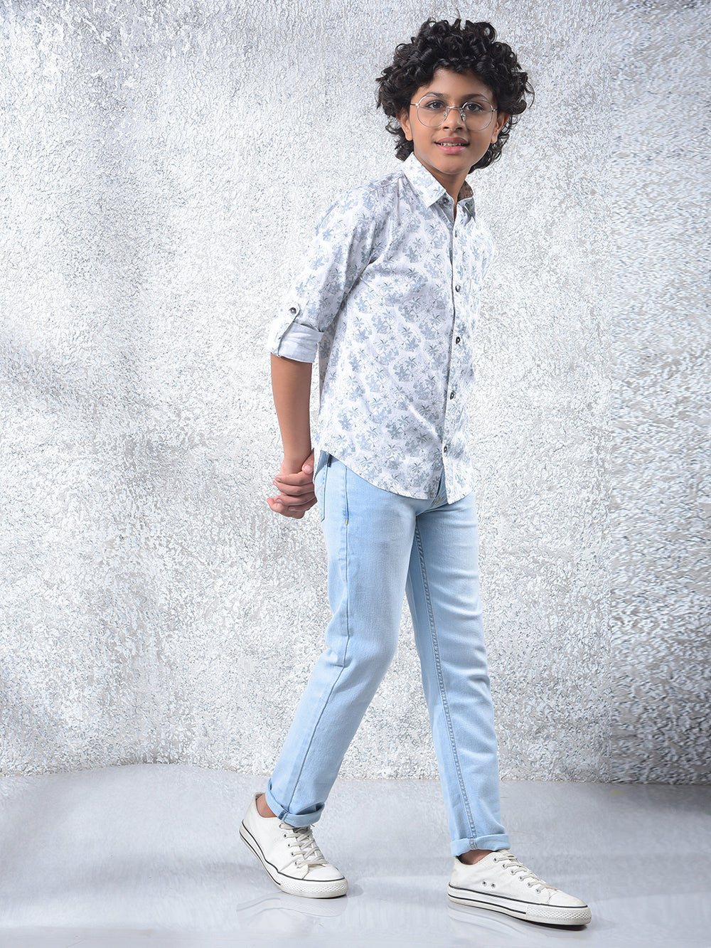 Casual Light Blue Light Wash Jeans