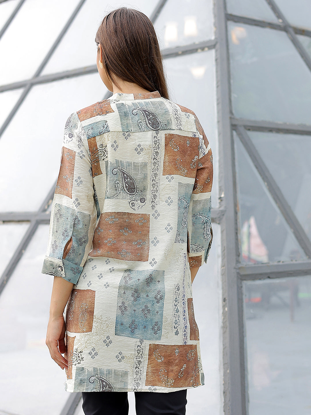 Linen Multicolor Graphic Print V-Neck Top