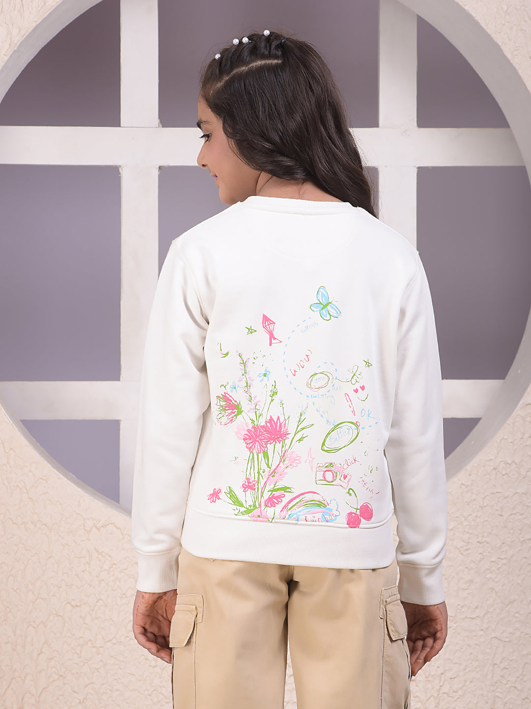 White Graphic Print Sweatshirt