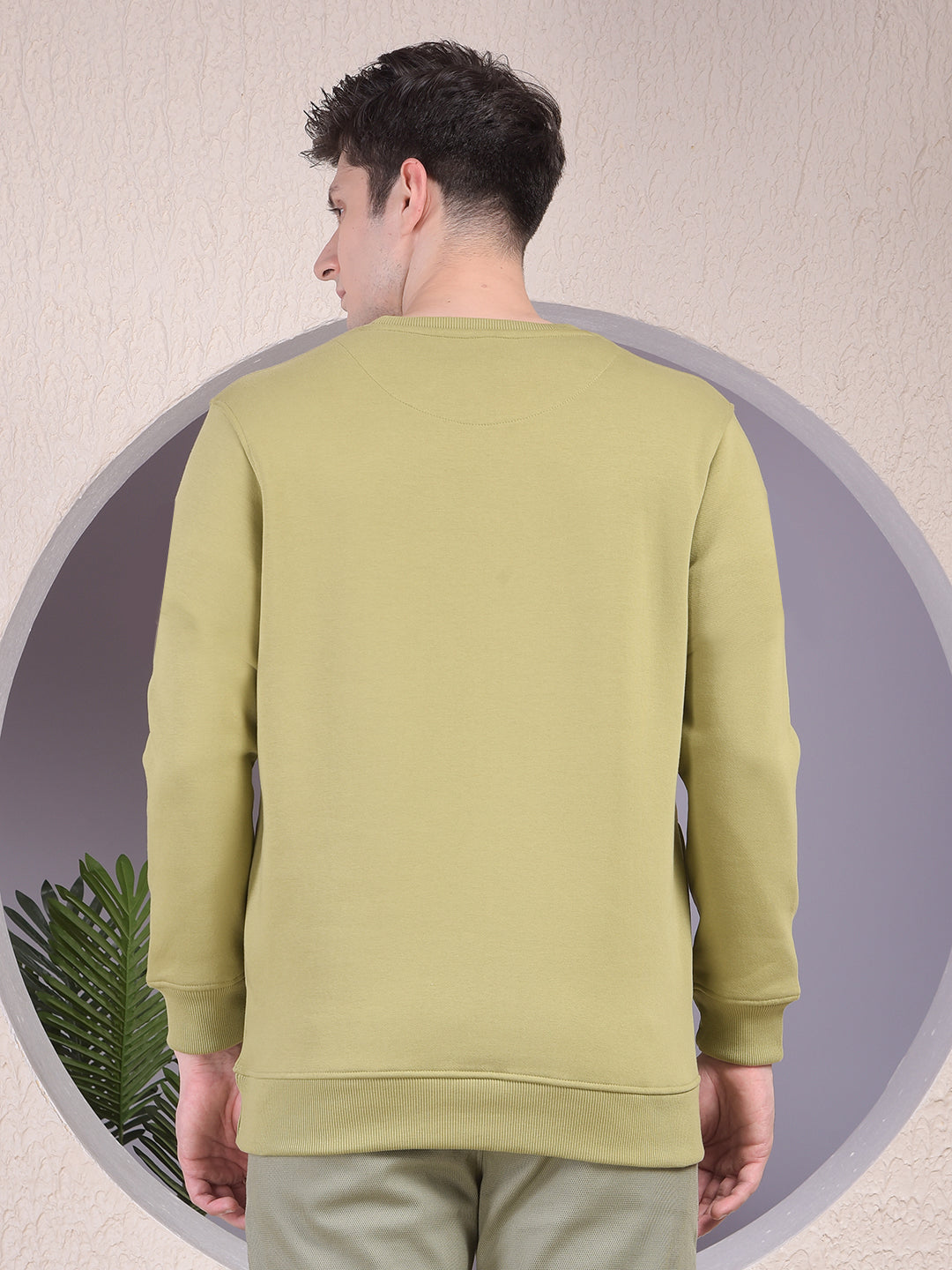 Urban Style Olive Sweatshirt with Brand Logo