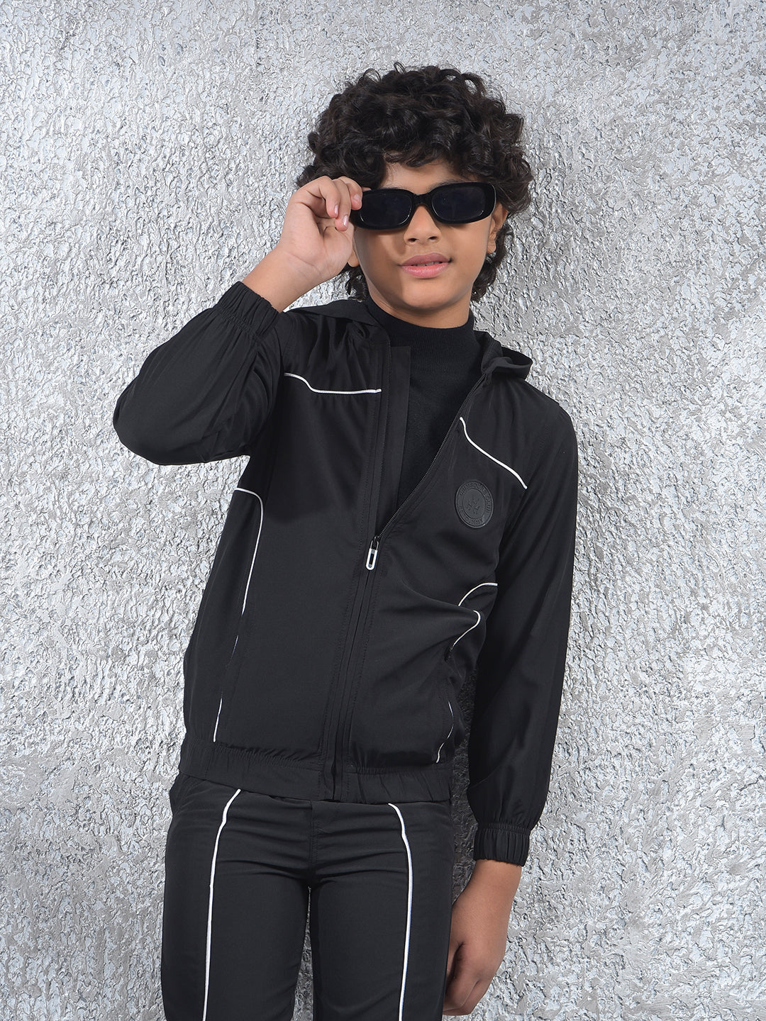 Black Hooded Neck Sweatshirt