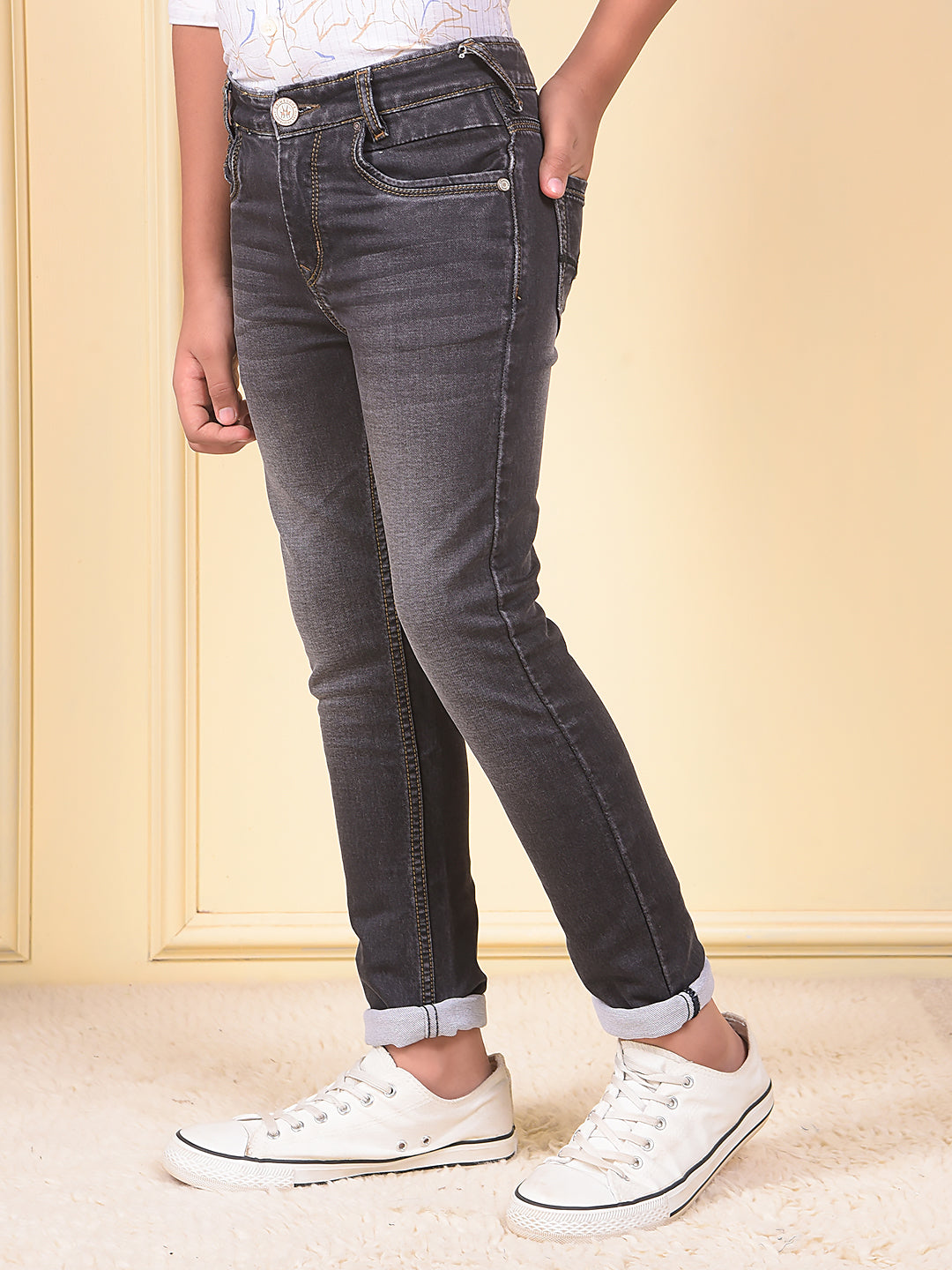 Modish Slim Fit Black Jeans