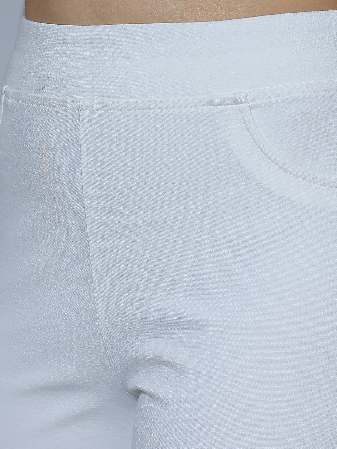 Minimalist Chalk White Straight Treggings