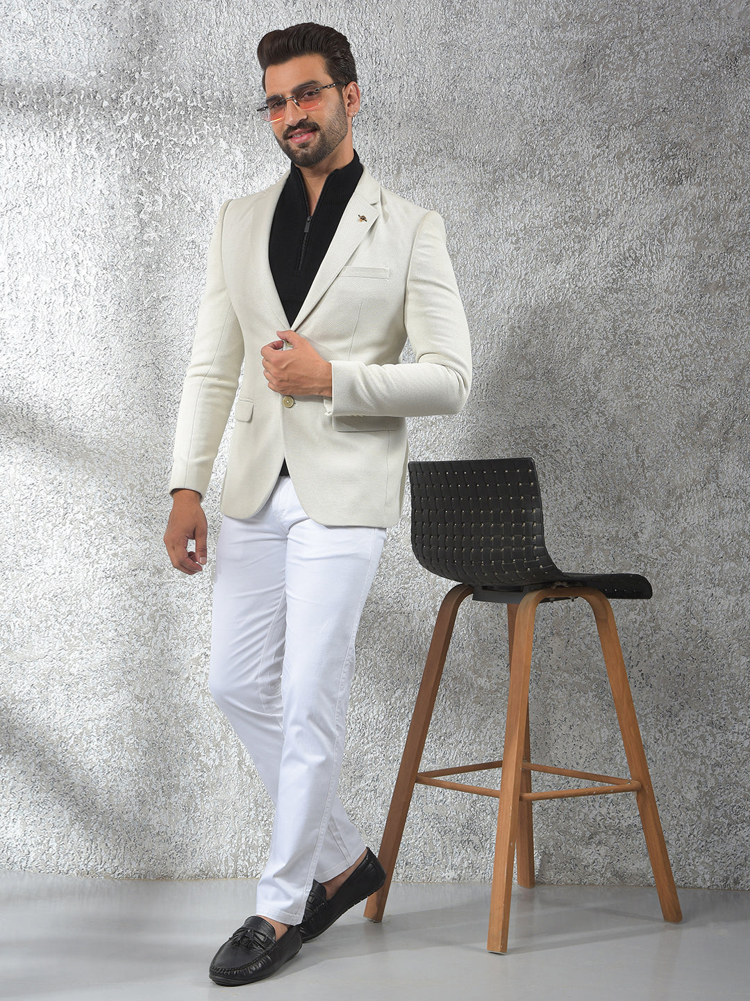 Cream Notched Lapel Single-Breasted Blazer