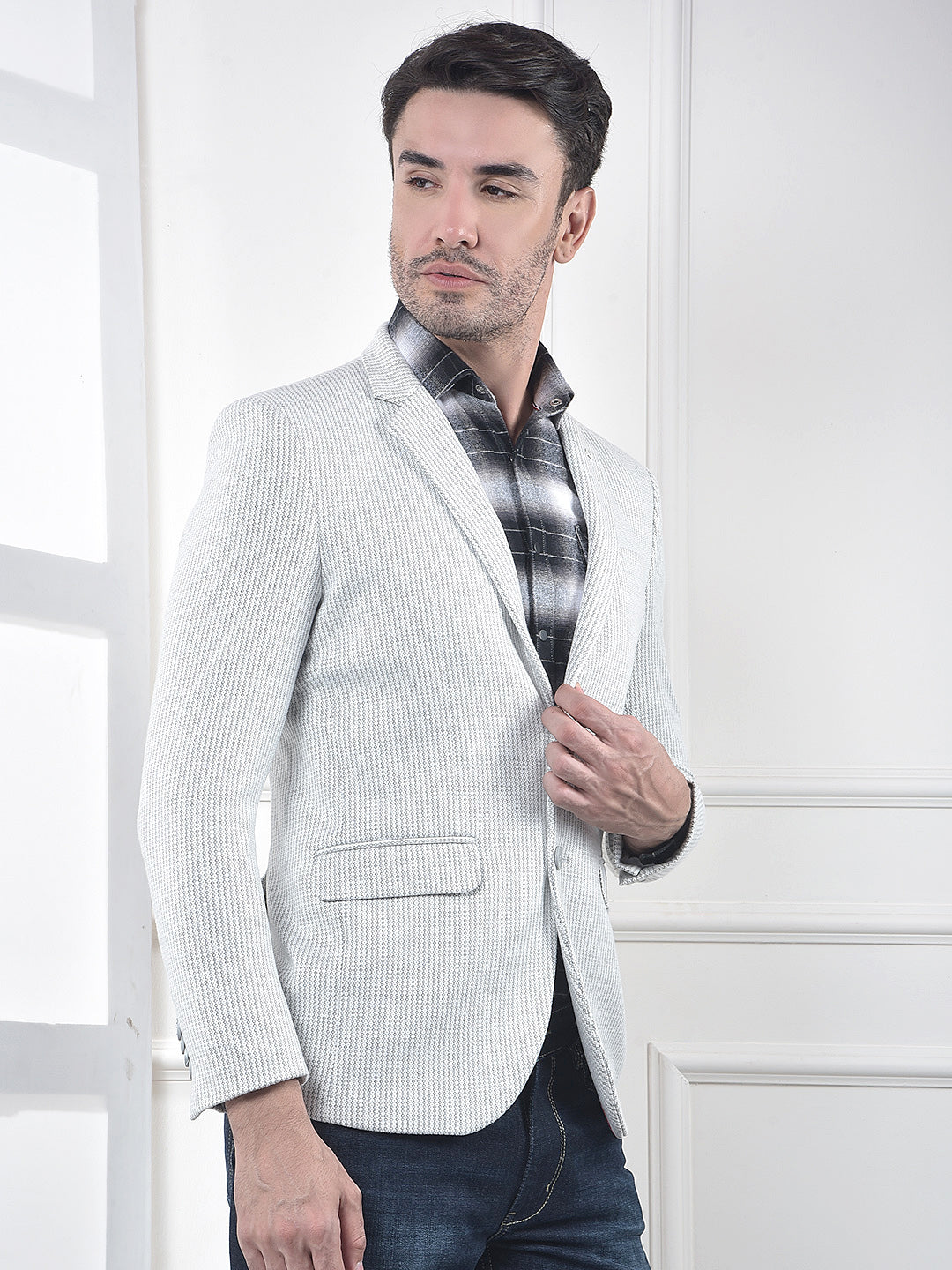 Grey Textured Single-Breasted Blazer