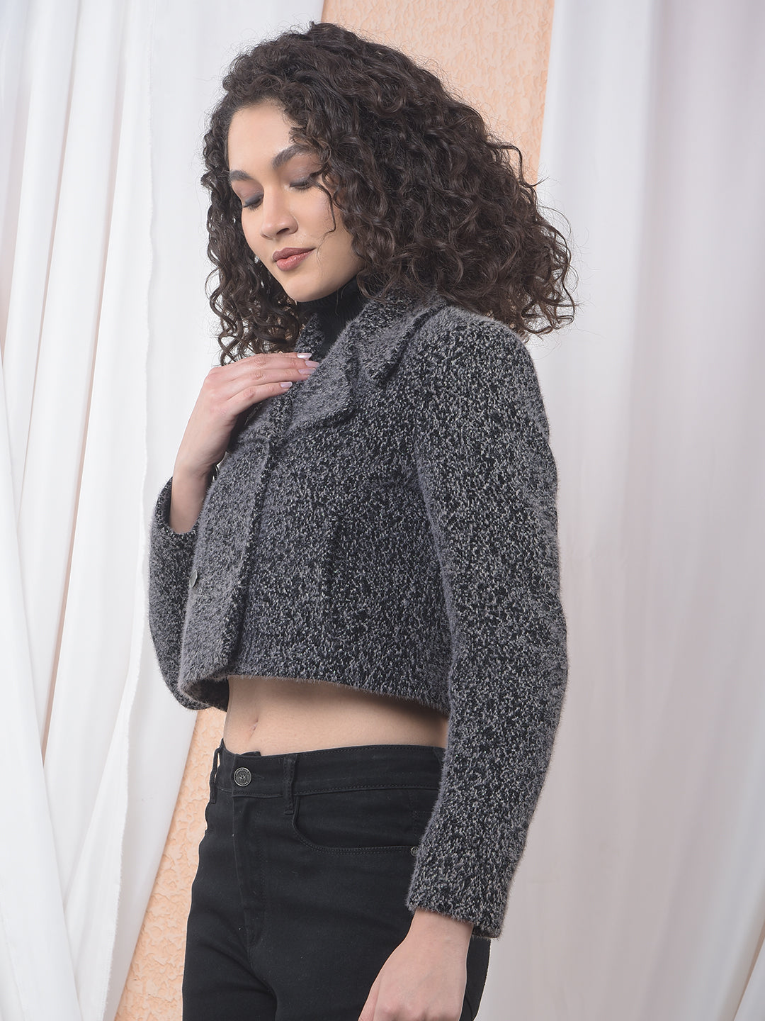 Black Notched Lapel Cropped Fur Coat