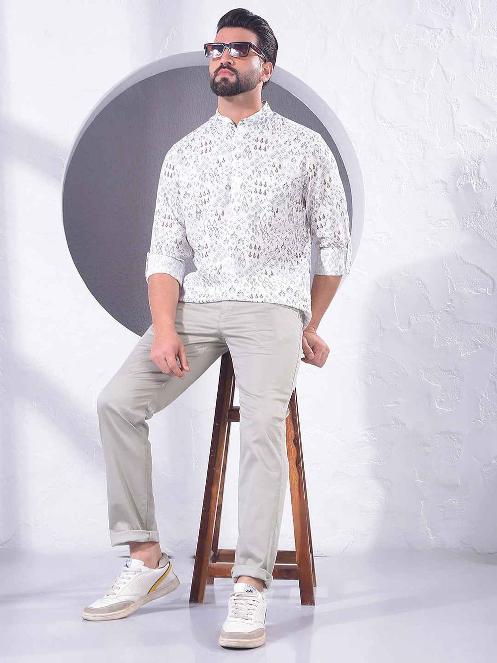 Green Surface Detailed Printed Trousers