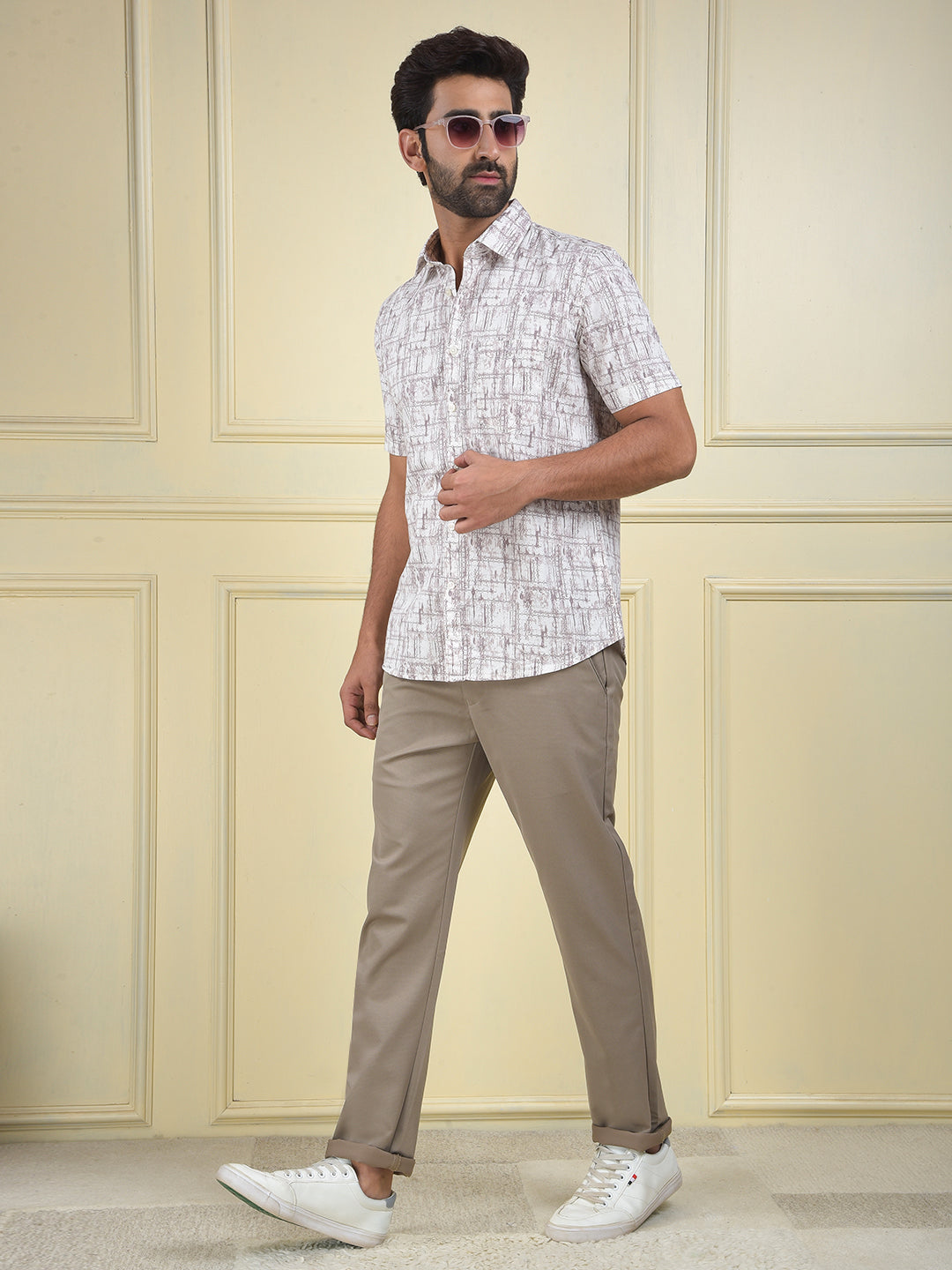 True Style Beige Printed Trousers