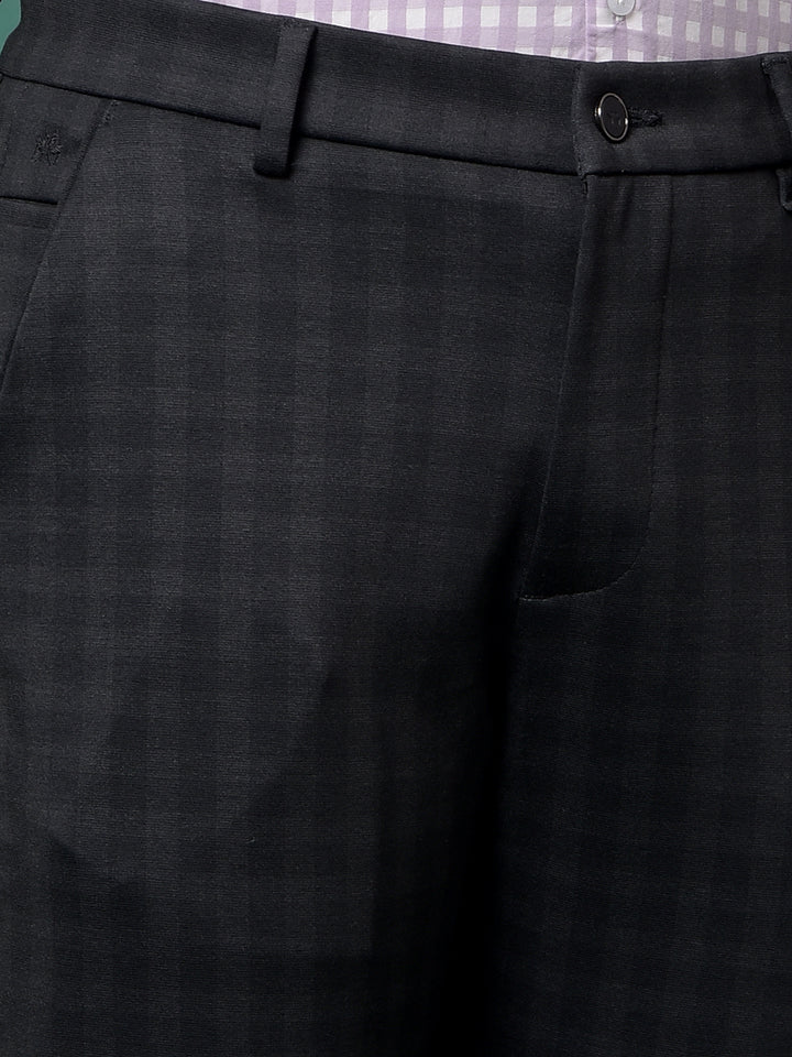 Dreamy Black Checked Trousers