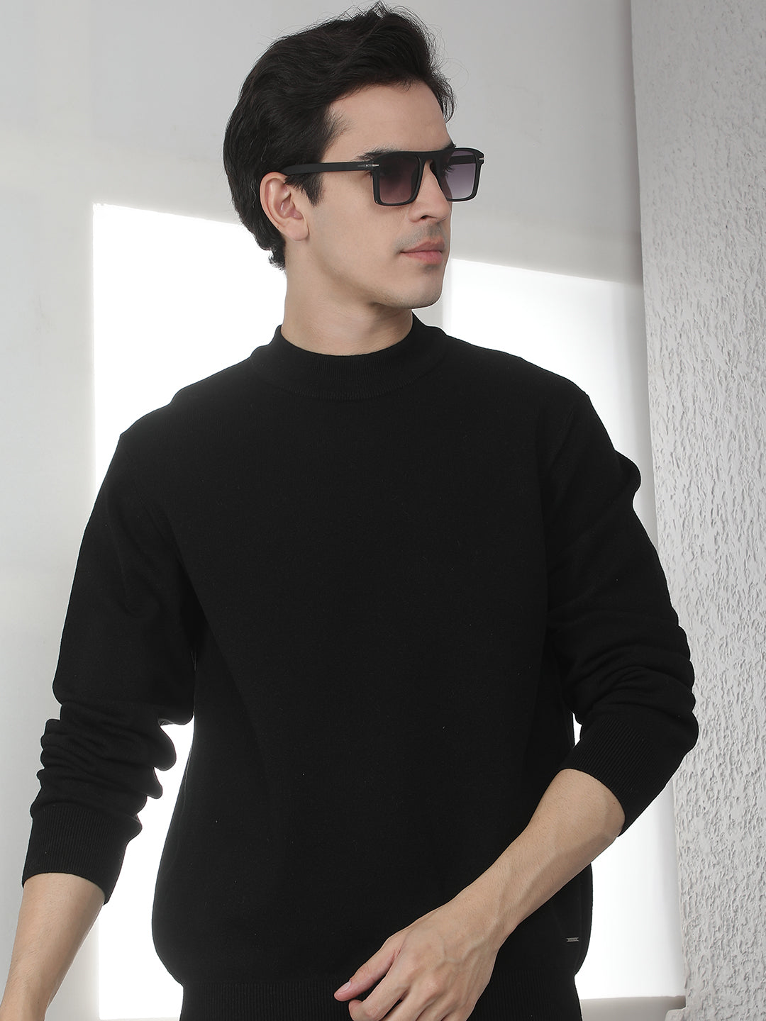 Black Round Neck Sweater
