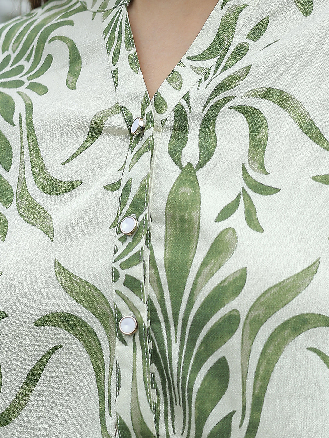 Green Floral Print V-Neck Top