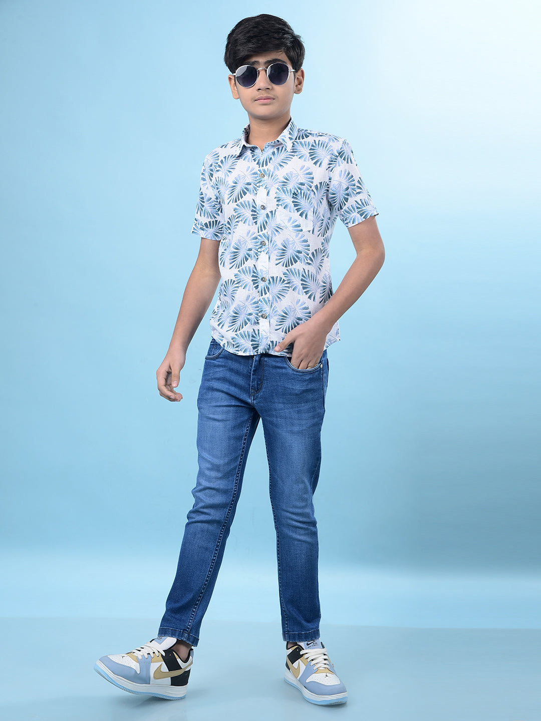 Trendsetting Blue Jeans