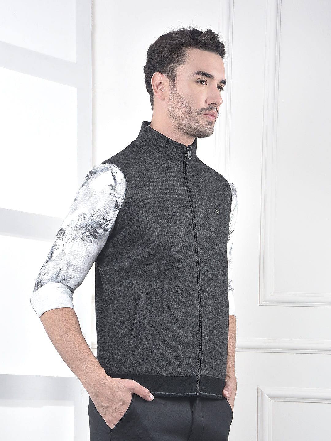 Grey Sleeveless Mock Collar Jacket