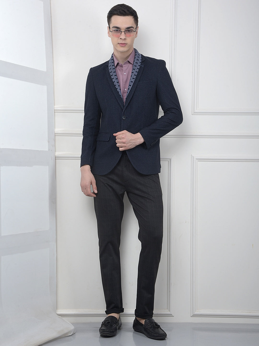 Navy Blue Notched Lapel Single-Breasted Blazer